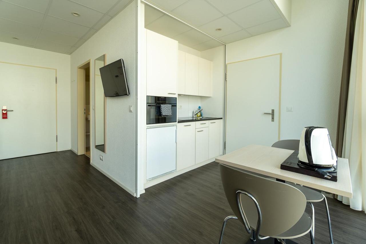 Los Lorentes Hotel Bern Airport Бельп Экстерьер фото