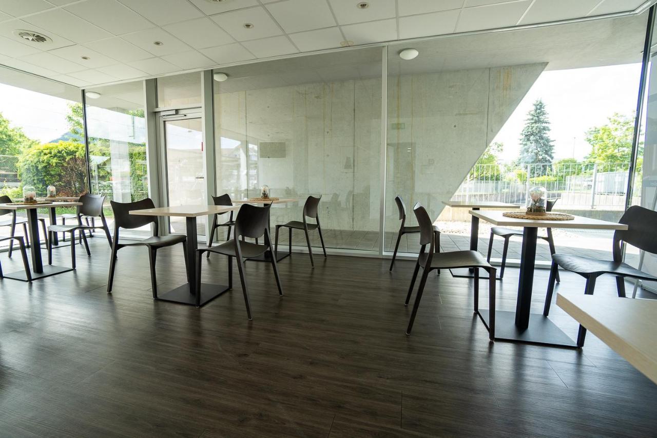 Los Lorentes Hotel Bern Airport Бельп Экстерьер фото