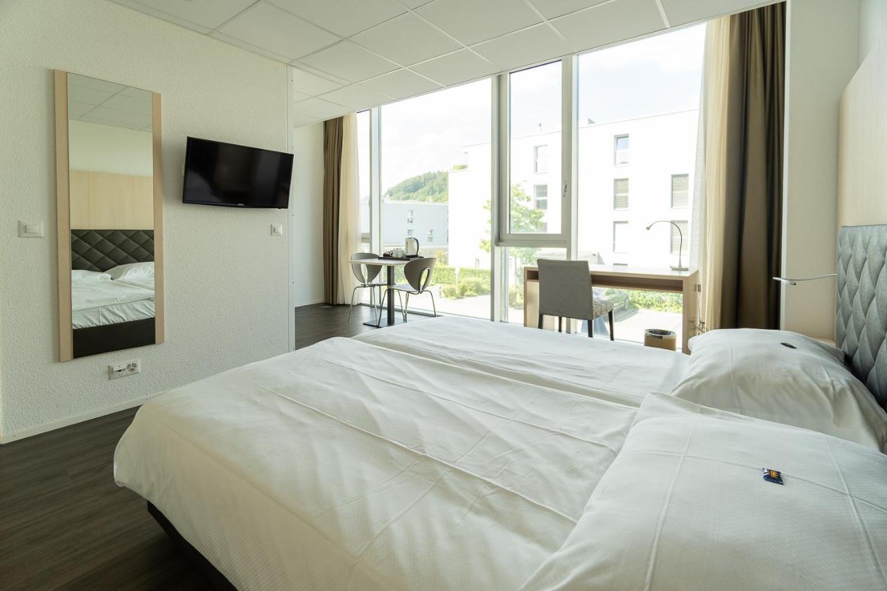 Los Lorentes Hotel Bern Airport Бельп Экстерьер фото