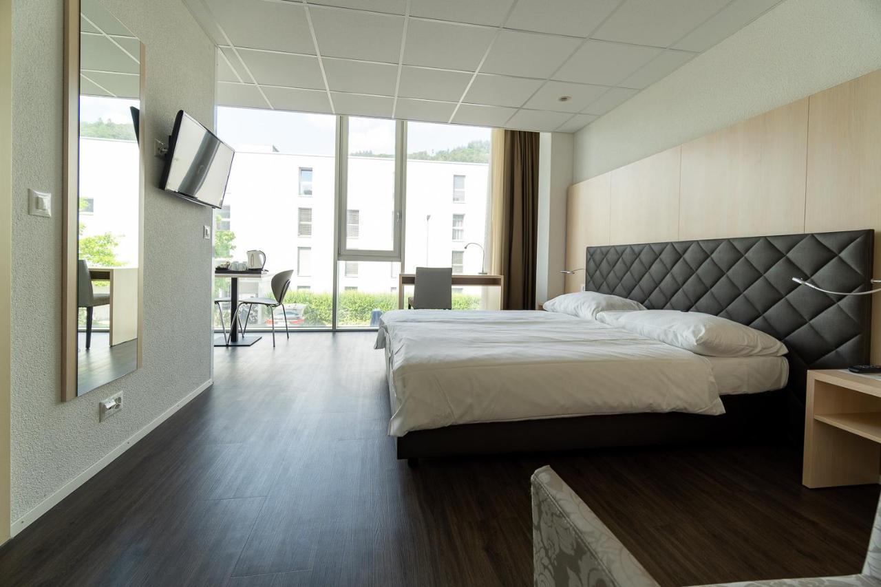 Los Lorentes Hotel Bern Airport Бельп Экстерьер фото